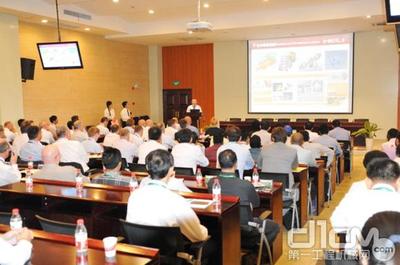 安徽合力2015全球代理商电动产品研讨会 共话技术革新，驱动绿色未来